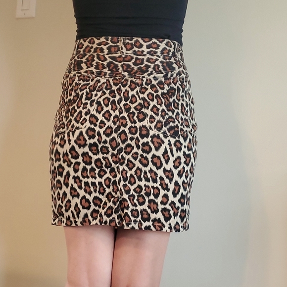 MEXX Women's Black Leopard print Skirt - Picture 8 of 9